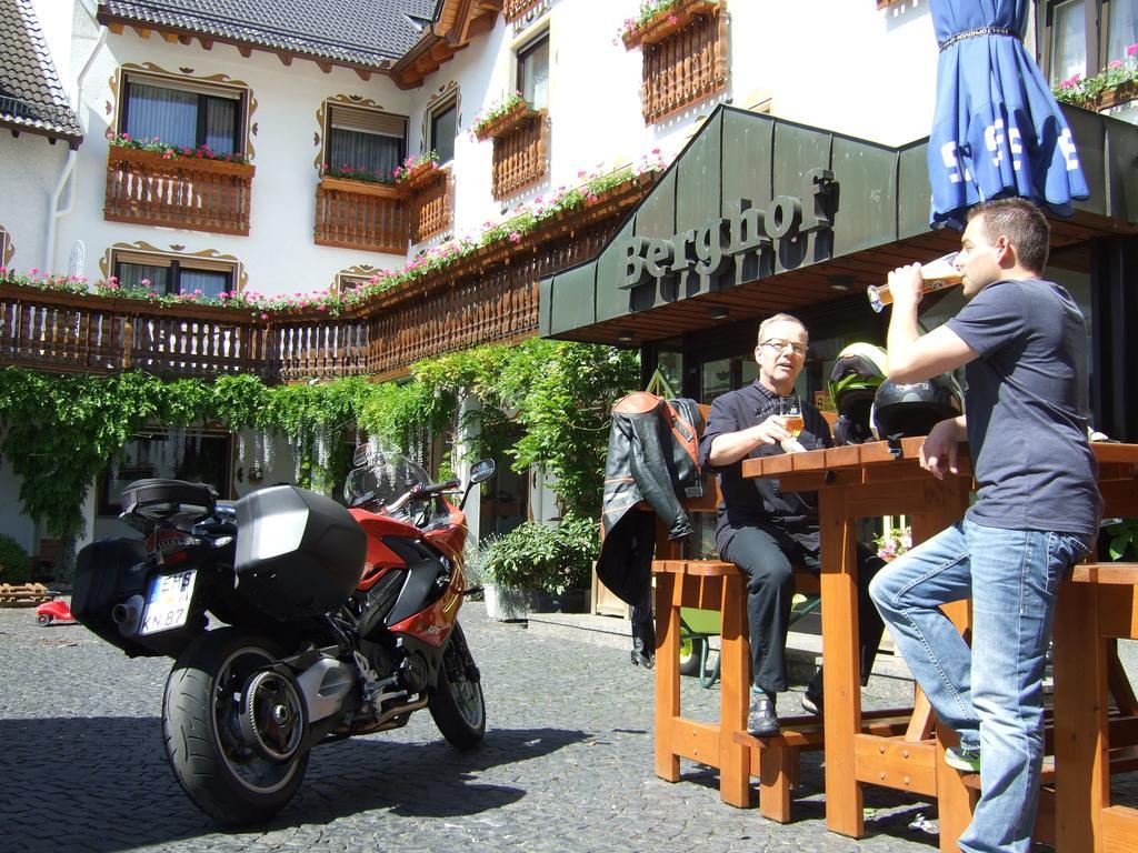 Hotel - Restaurant Berghof Berghausen  Eksteriør bilde
